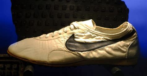 the first nike shoe